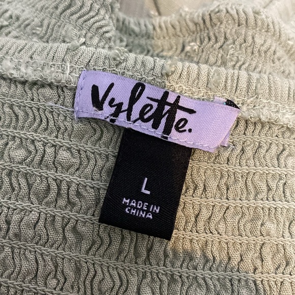 Vylette green cropped shortsleeved top- size large - Picture 5 of 9